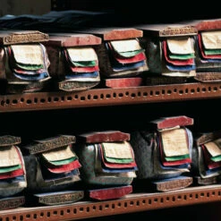 Issue 04 Celebrate -Magazine World 04.1