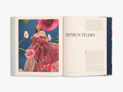 Liberty: Design. Pattern. Colour, Kassia St Clair -Magazine World 81JEnu0J9JL. SL1500