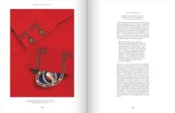 Fashioning Masculinities: The Art Of Menswear, Claire Wilcox, Rosalind McKever 13 Fashioning Masculinities: The Art Of Menswear, Claire Wilcox, Rosalind McKever -Magazine World 81SHV9zQjvL. SL1500