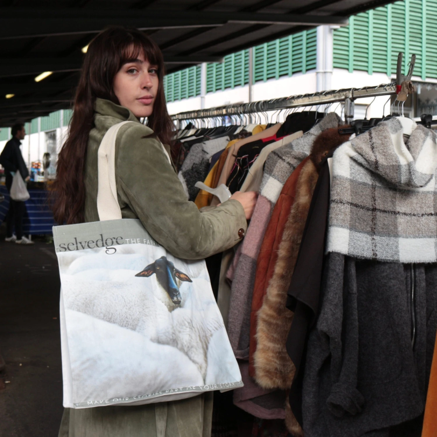 The Selvedge Tote, Issue 81 Japan Blue 9 The Selvedge Tote, Issue 81 Japan Blue - Image 9