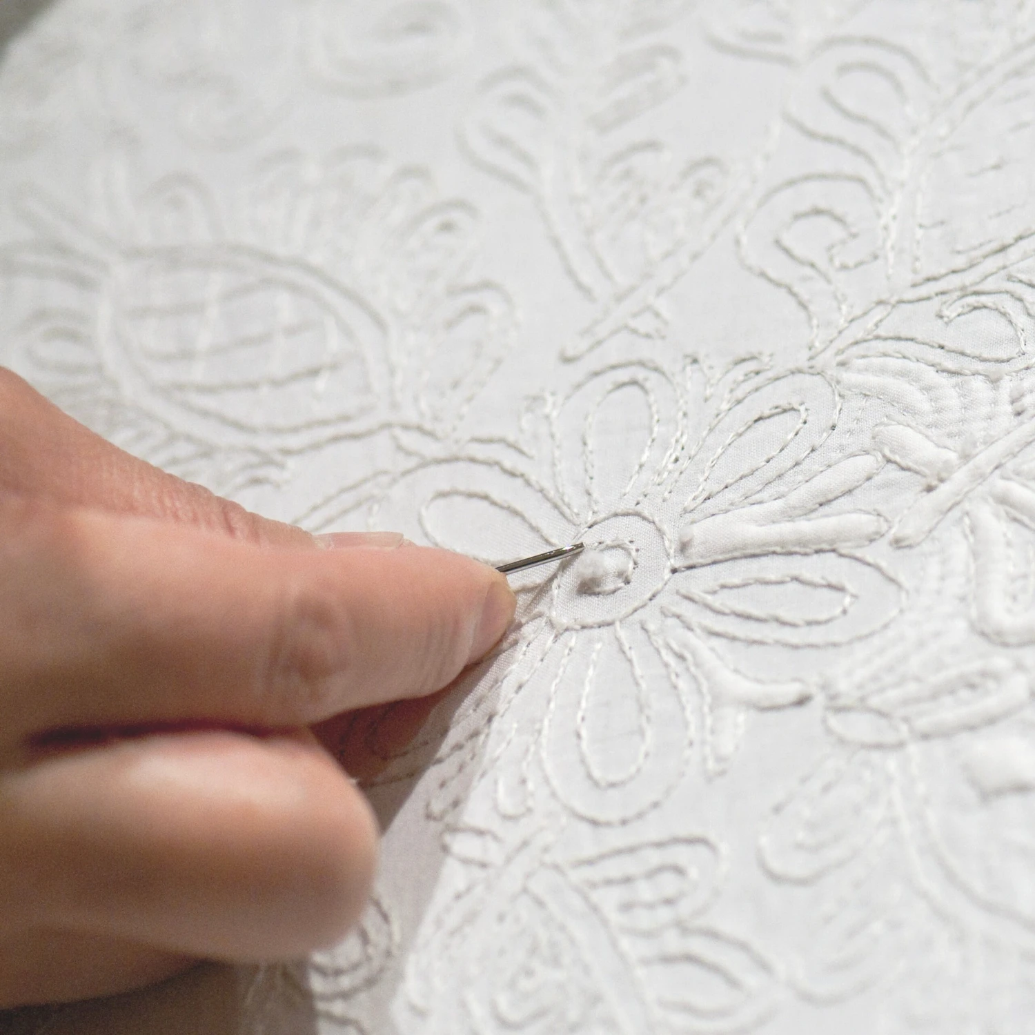 Issue 122 Winter White 8 Issue 122 Winter White - Image 8