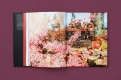 The Rose In Fashion: Ravishing, Amy De La Haye 17 The Rose In Fashion: Ravishing, Amy De La Haye -Magazine World charliesmithdesign yale the rose book 7